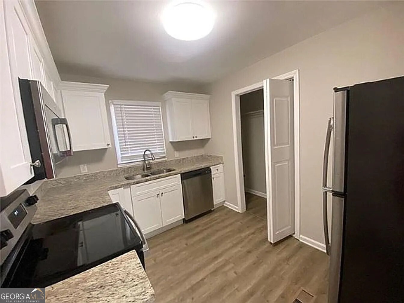 2490 Brentwood Road, Decatur GA 30032 — photo 3