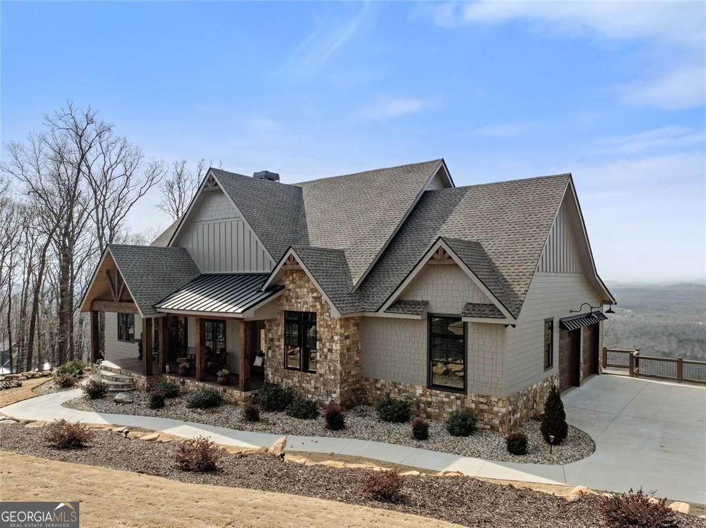 655 Mountainside Dr — photo