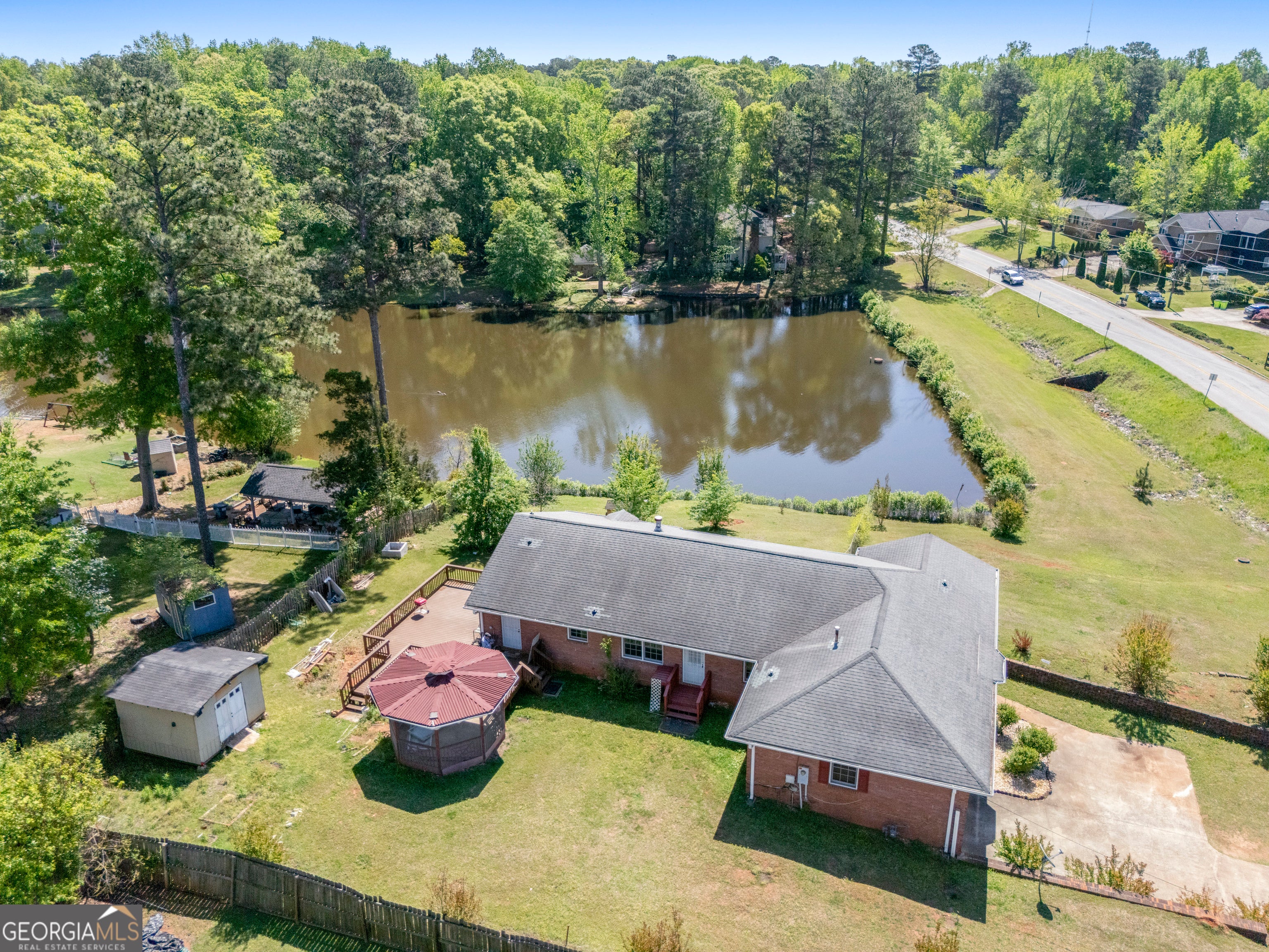 3258 Old Salem Rd SE — photo