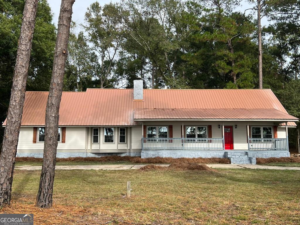 1435 E Lake Dr — photo