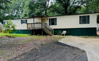 215 Highland Dr — photo