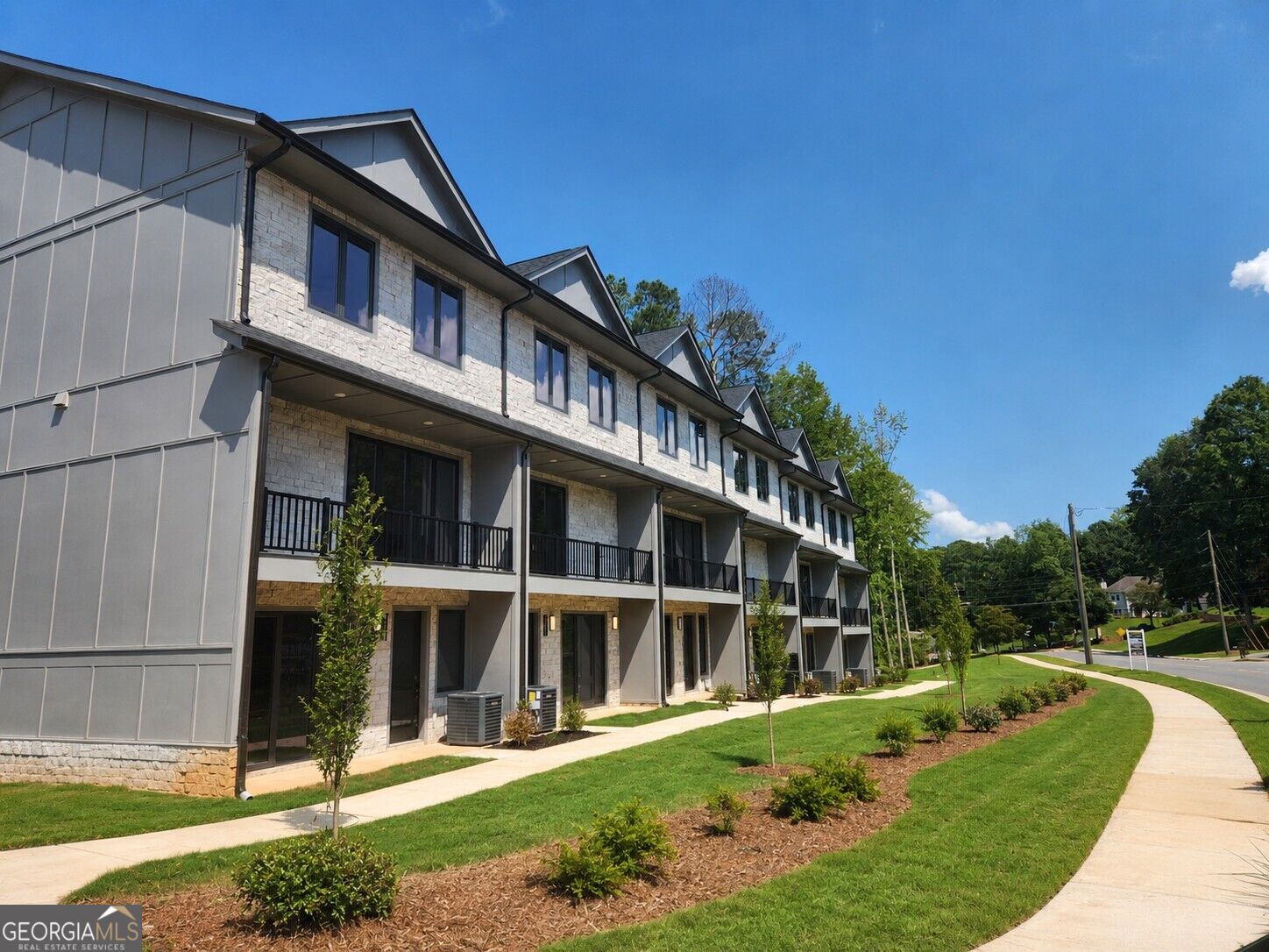 3565 Chelsea Falls Way — photo