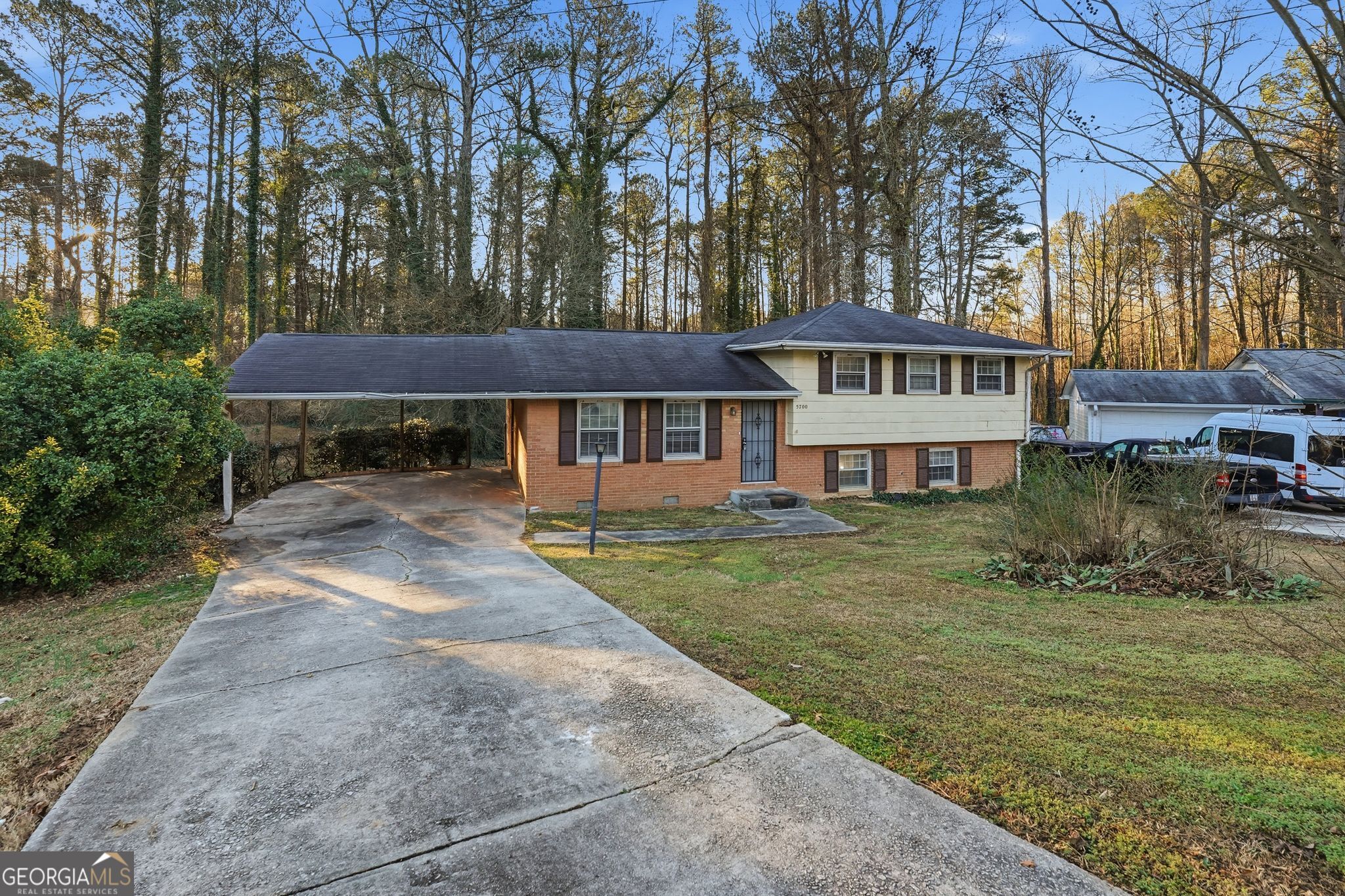5700 Deerfield Trl — photo