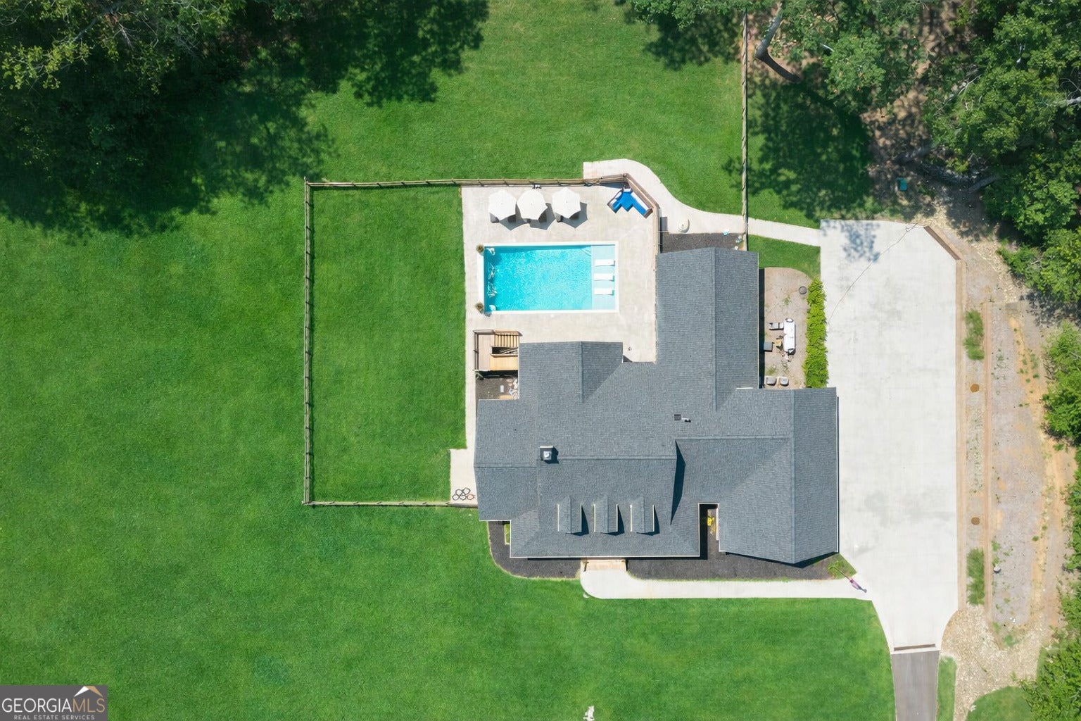 1380 Cronic Town Rd — photo