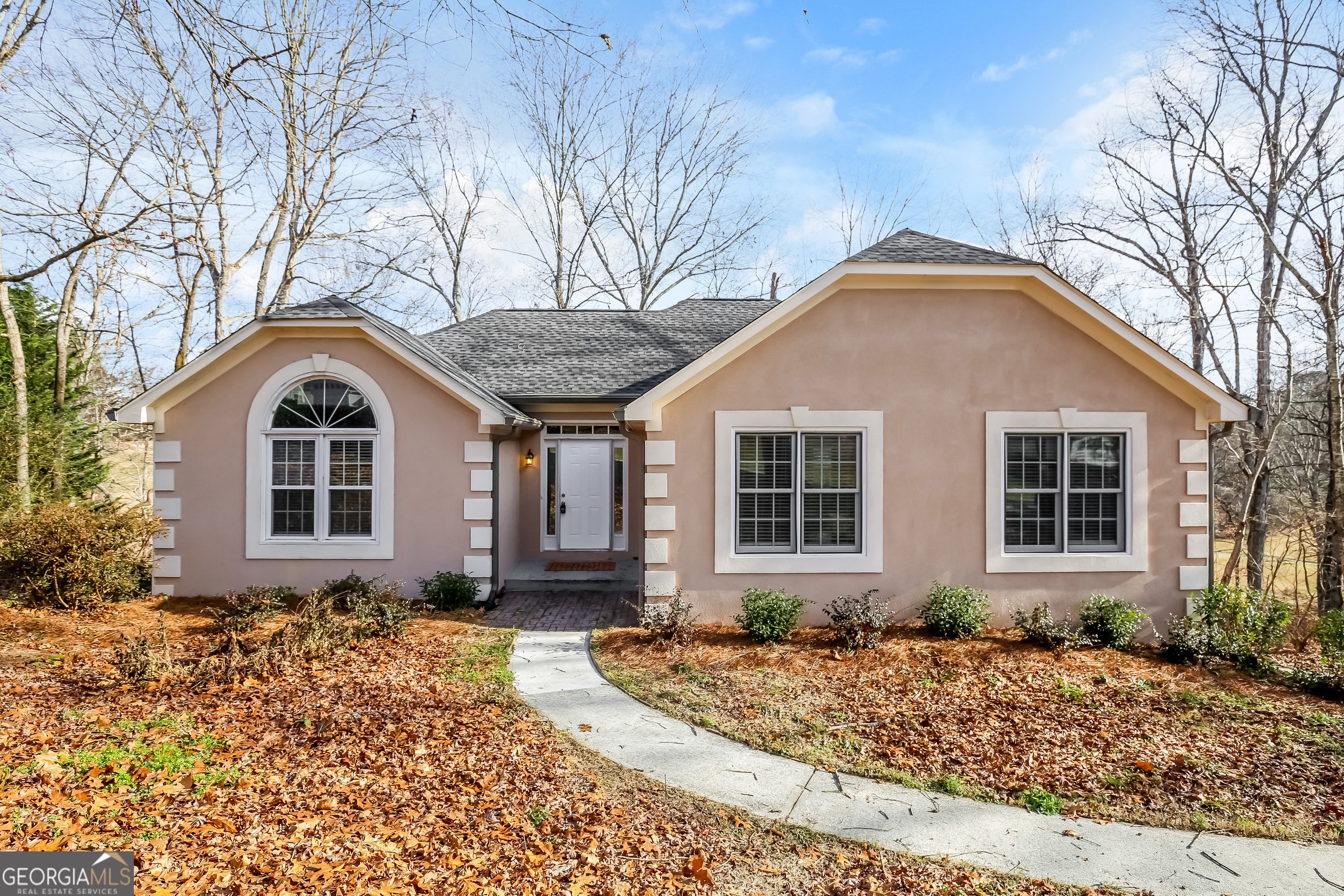 3170 Lakecrest Dr — photo