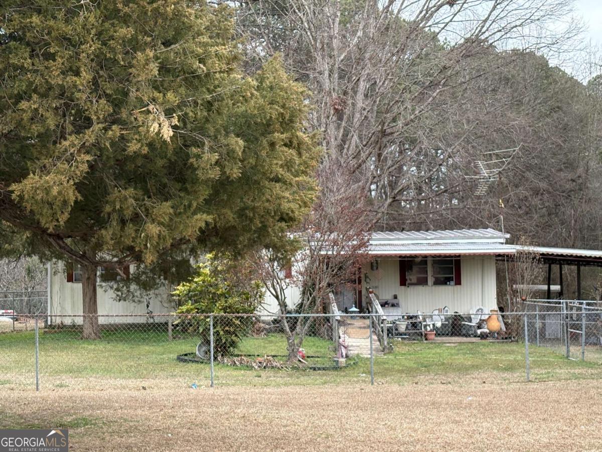 1596 Glenn Carrie Rd — photo