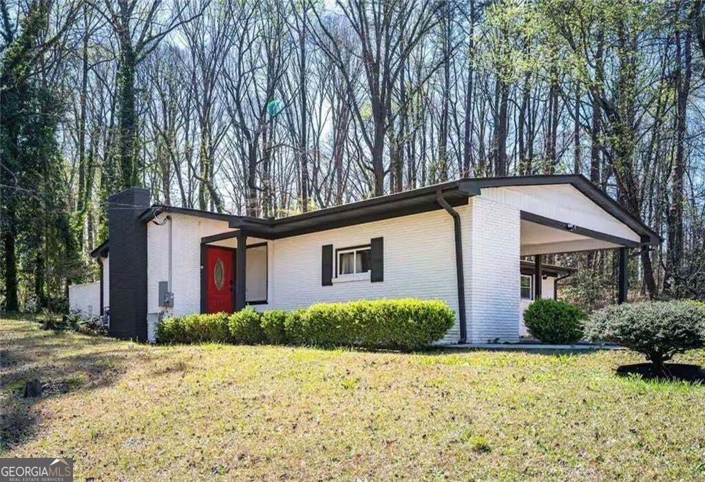 2339 Country Club Ln SW — photo