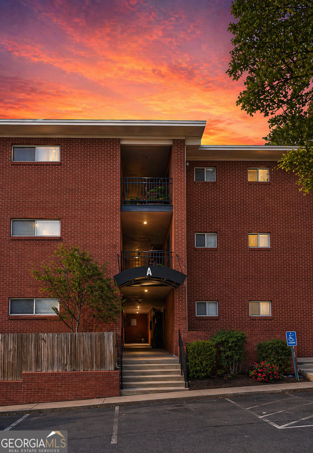 250 Little St Apt a103 — photo