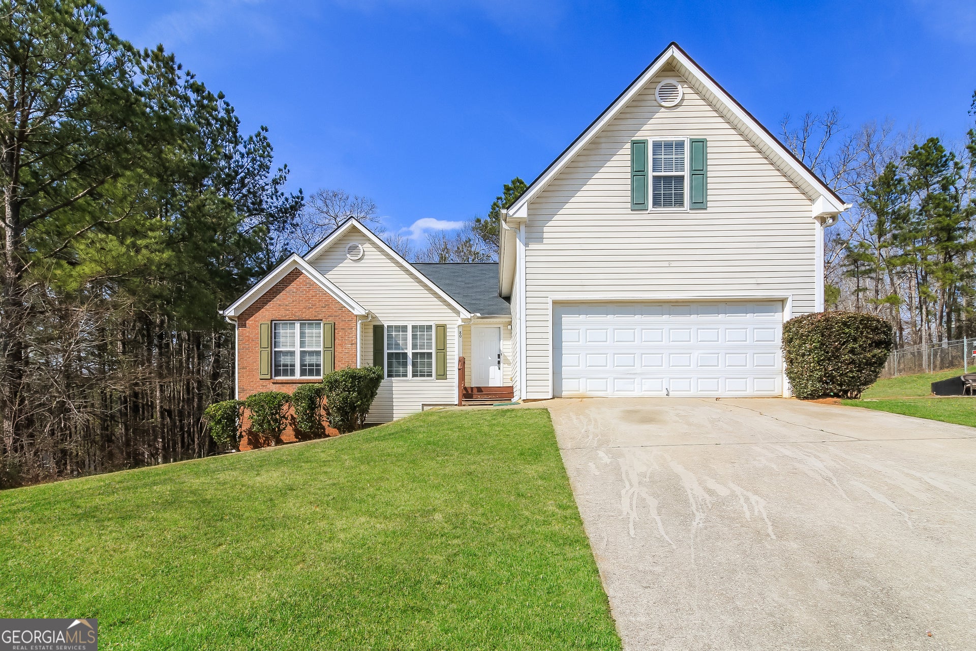 80 E Lawn Dr — photo