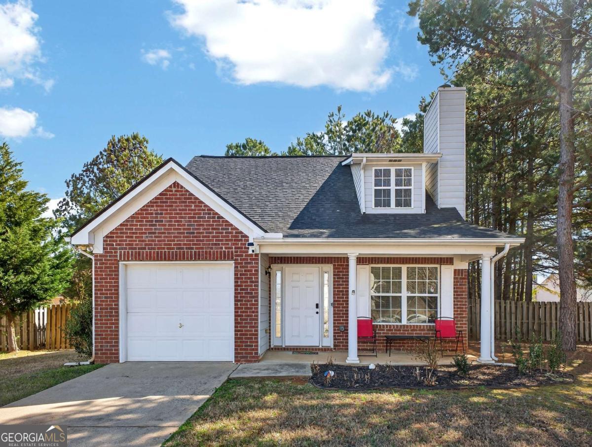 175 Grosslake Pkwy — photo