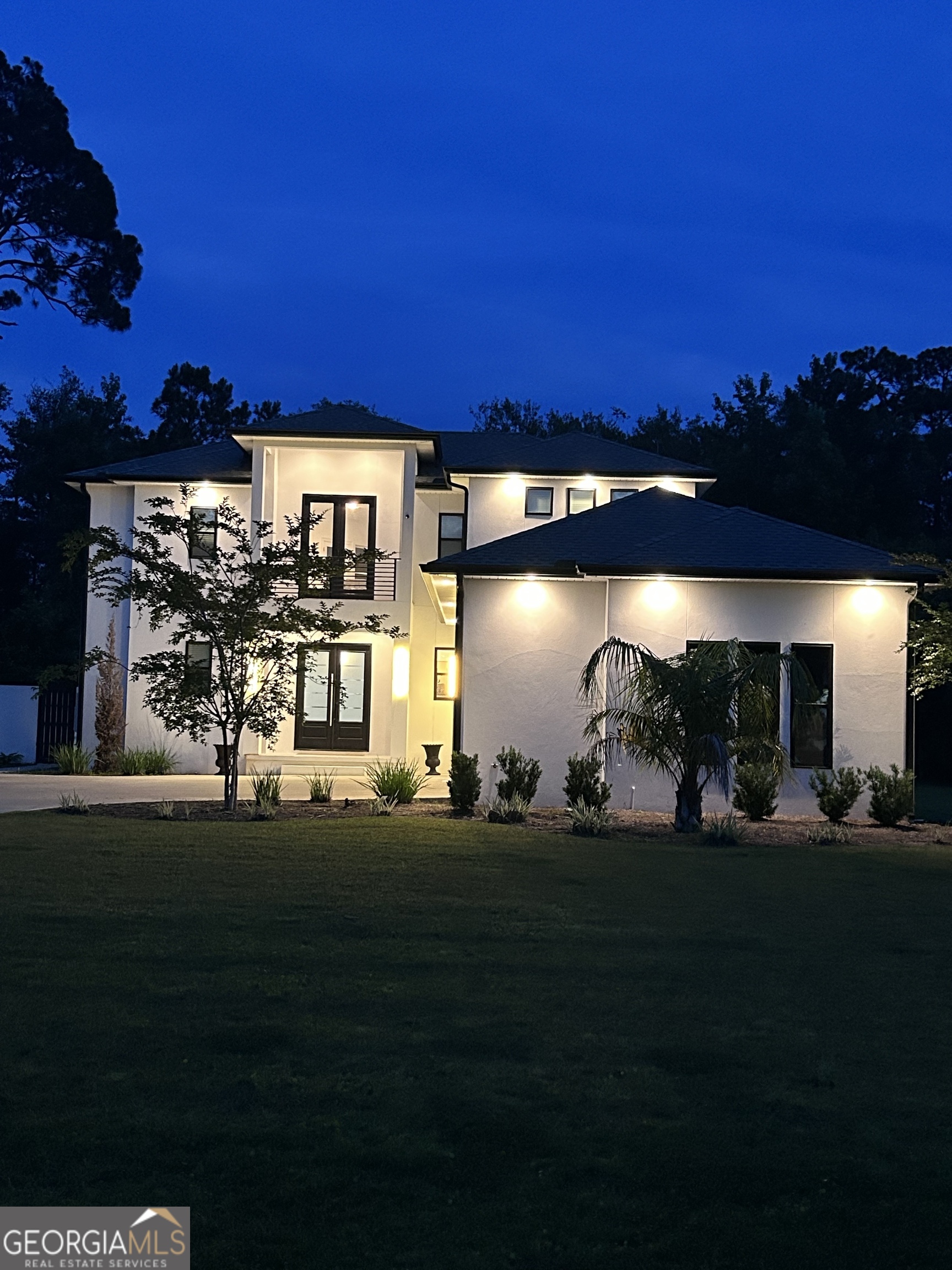 13 Crows Nest CV — photo