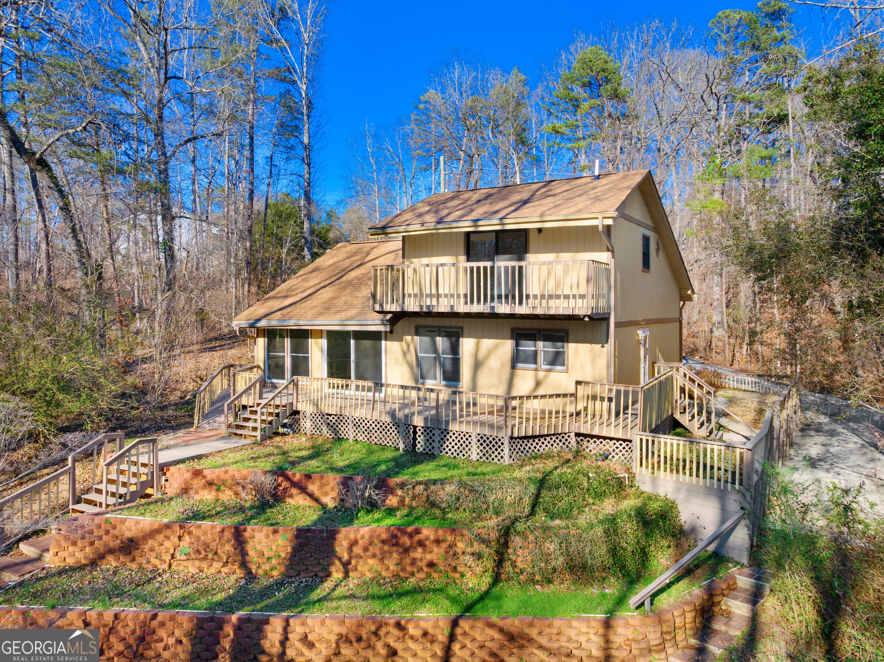 251 Cherokee Dr — photo