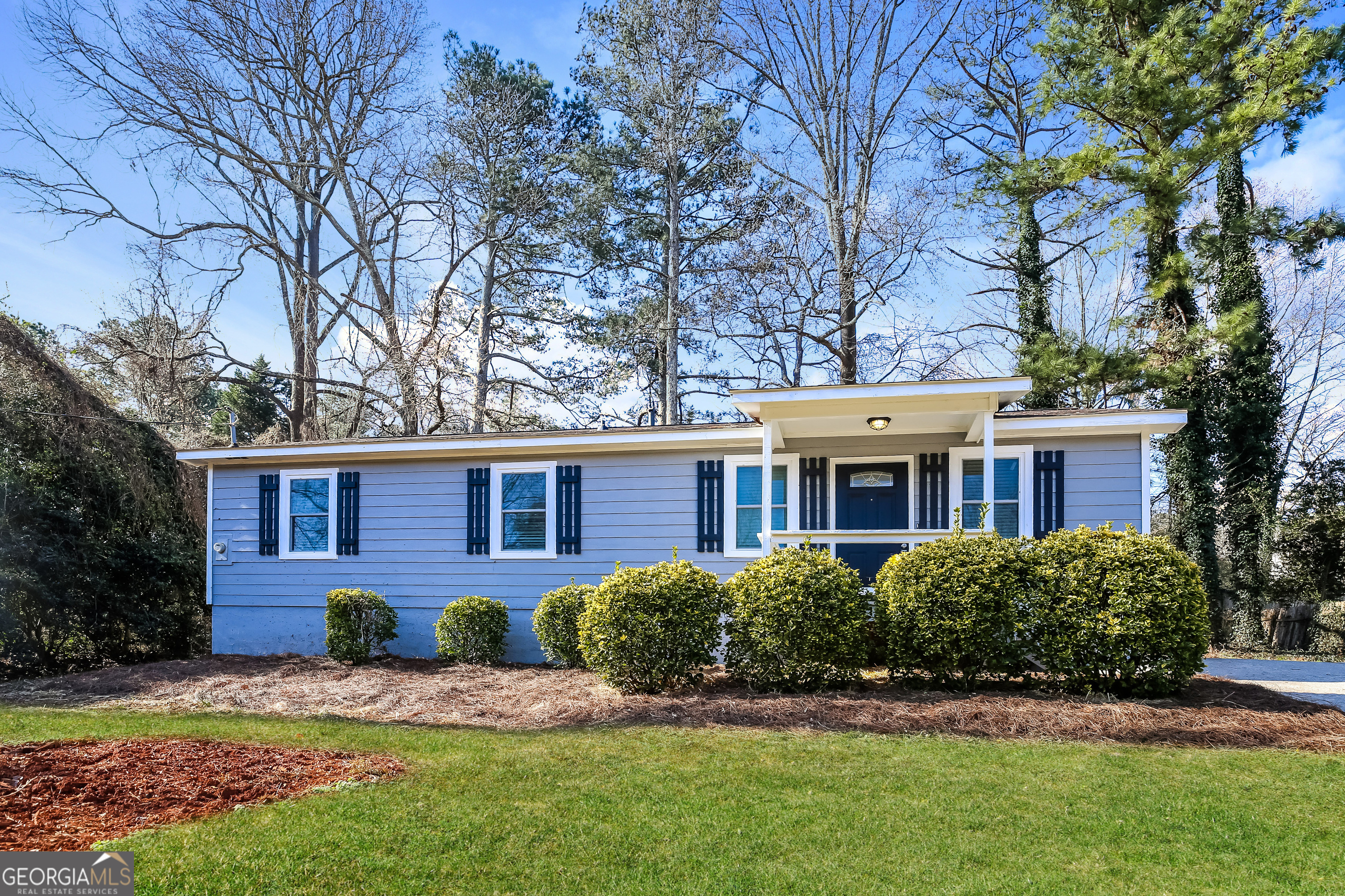 781 Brighton Dr — photo
