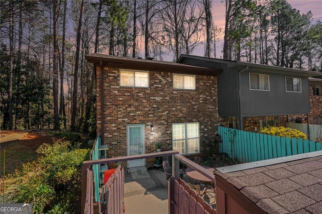 697 Garden Walk Dr — photo