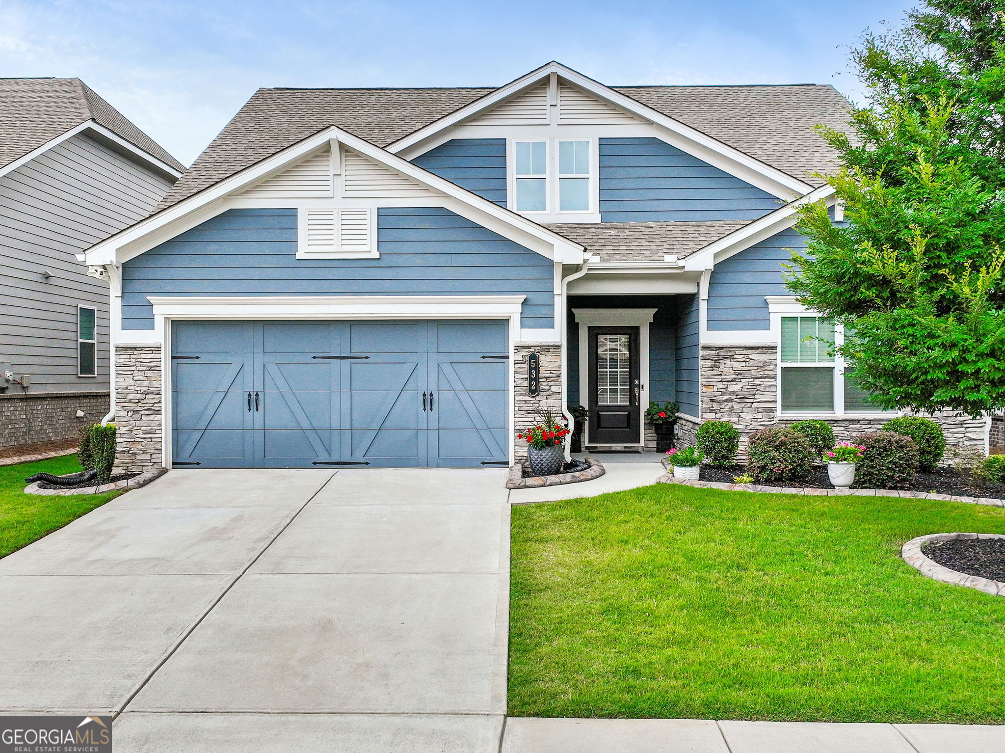 532 Barlow Pl — photo
