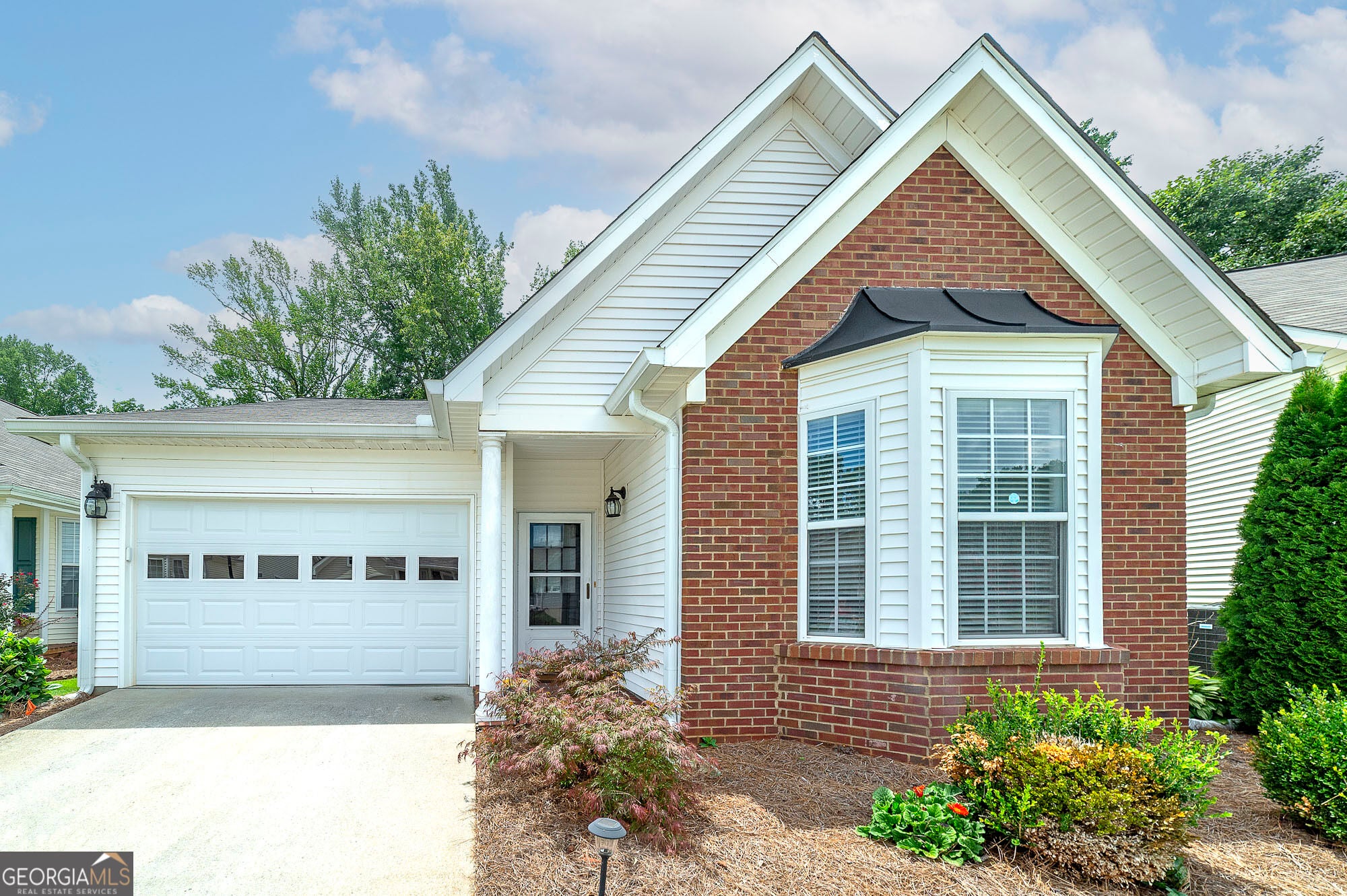 310 Singing Brook Ln — photo