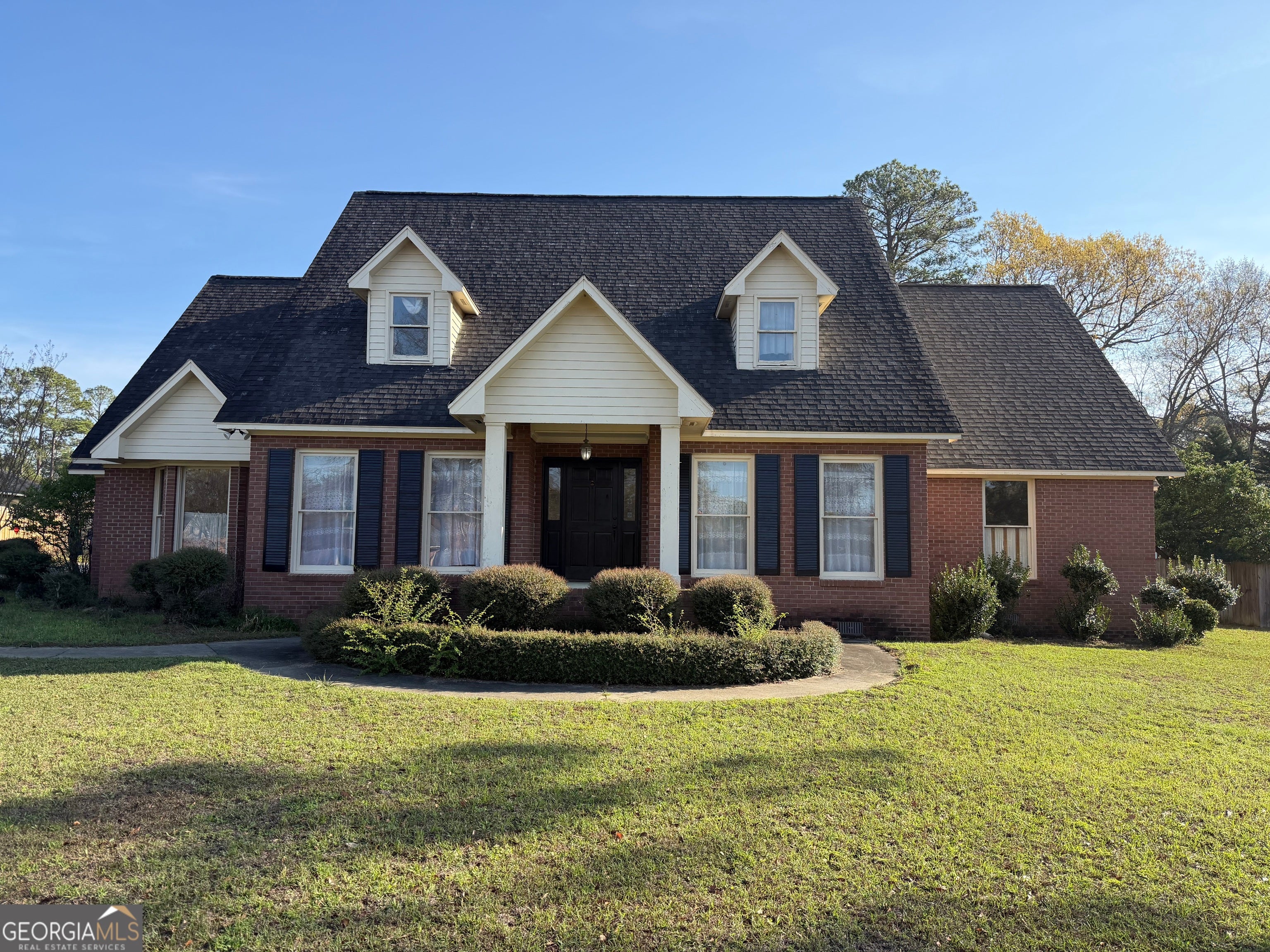 206 Ridge Circle — photo