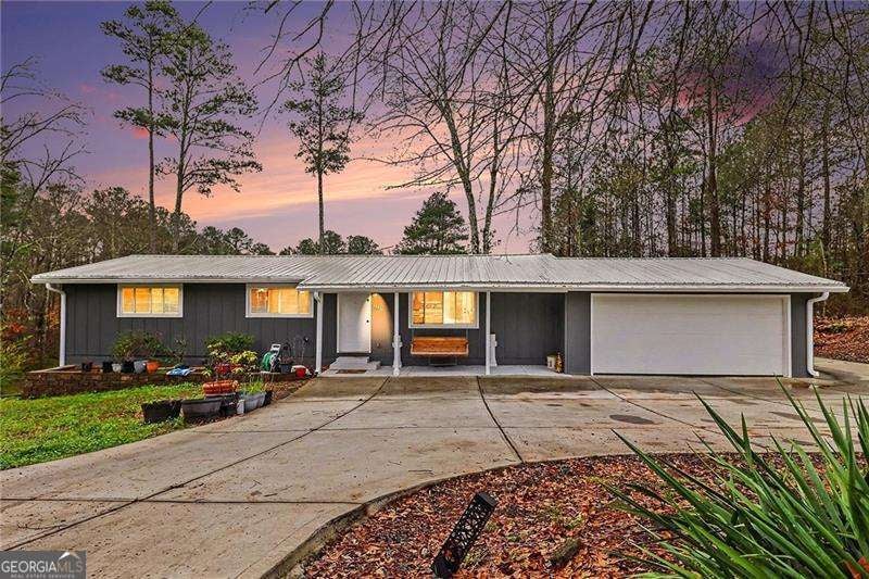 1370 Arbor Hill Rd — photo