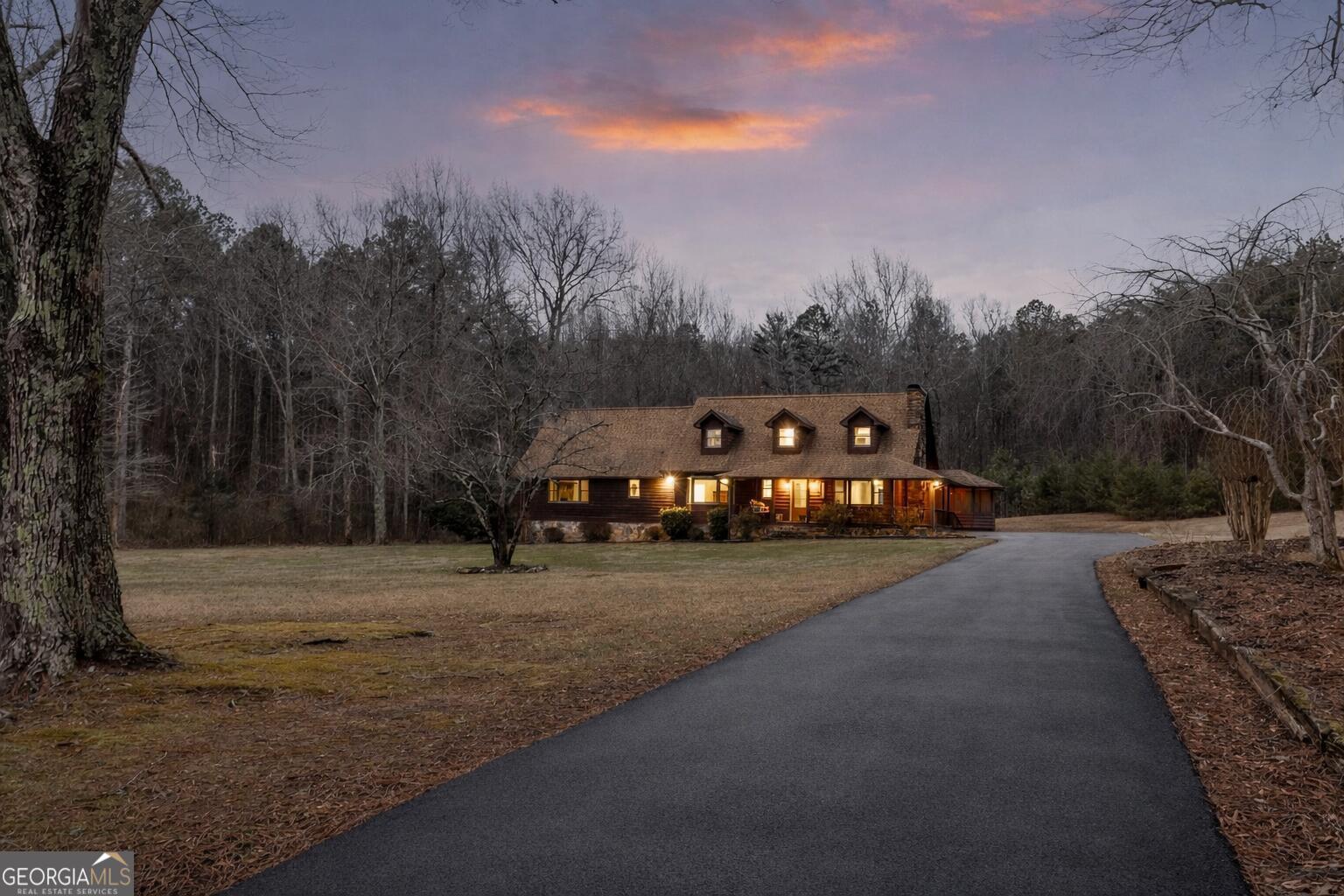 446 Jamestown Rd — photo