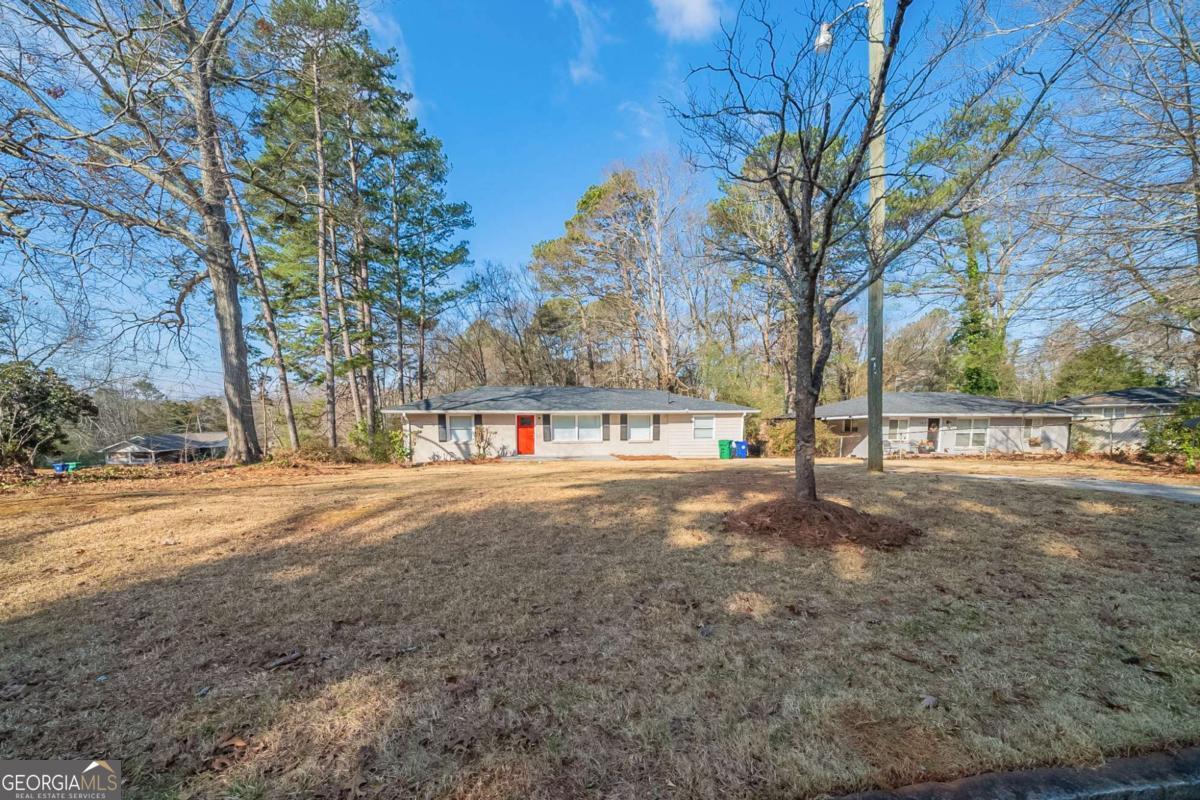 1433 Dennis Dr — photo