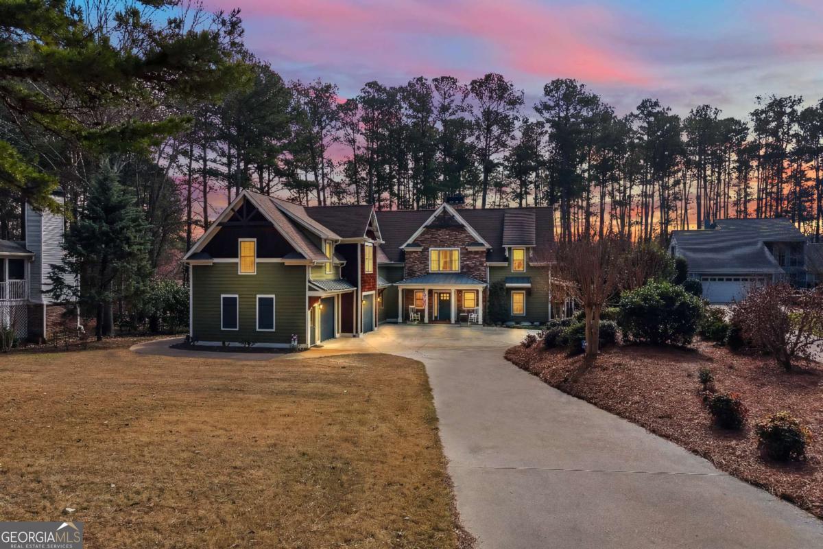 212 Northlake Dr — photo
