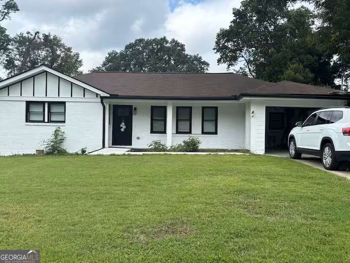 2301 Amber Way — photo