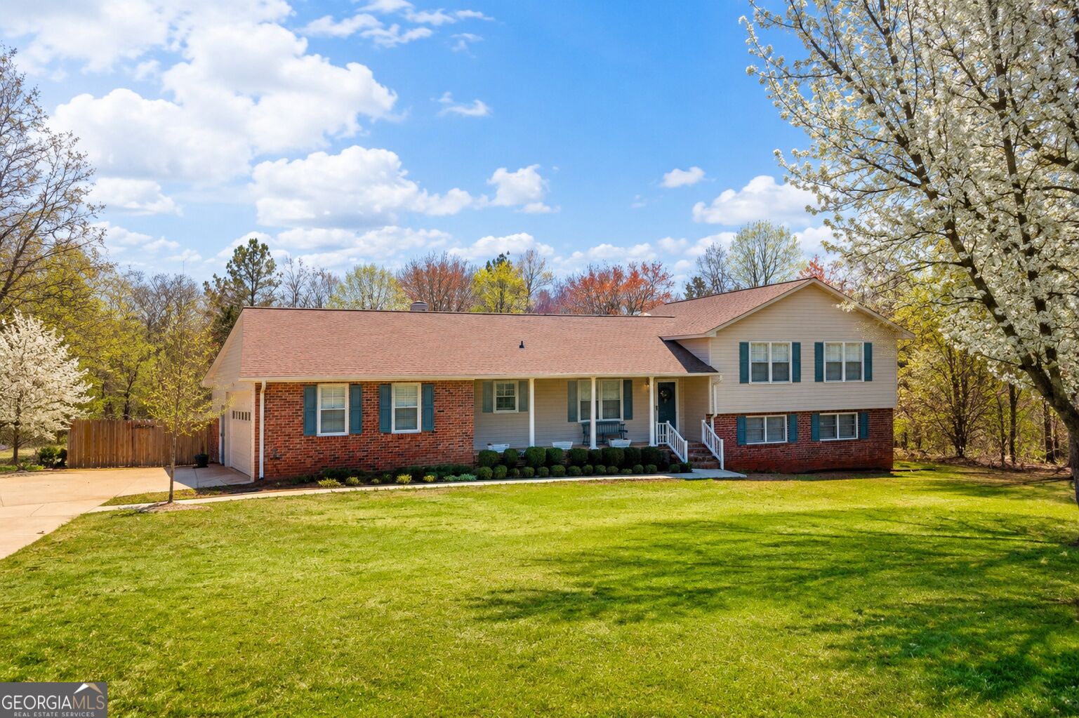 80 Riverbend Cir — photo