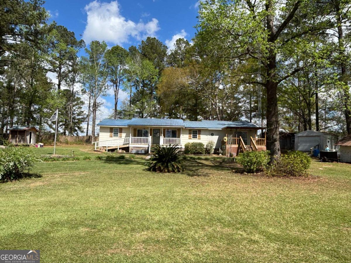 1565 East Lake Dr — photo