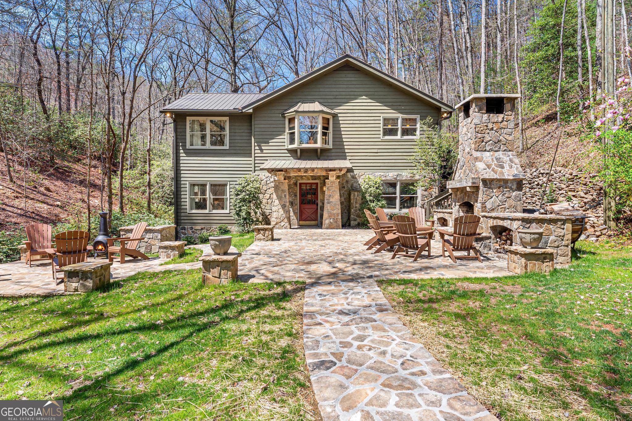 310 Blue Ridge Dr — photo