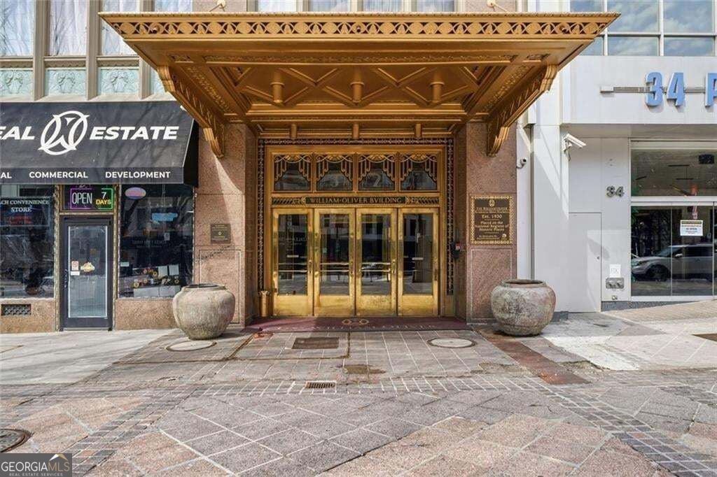 32 Peachtree St NW Unit 1102 — photo