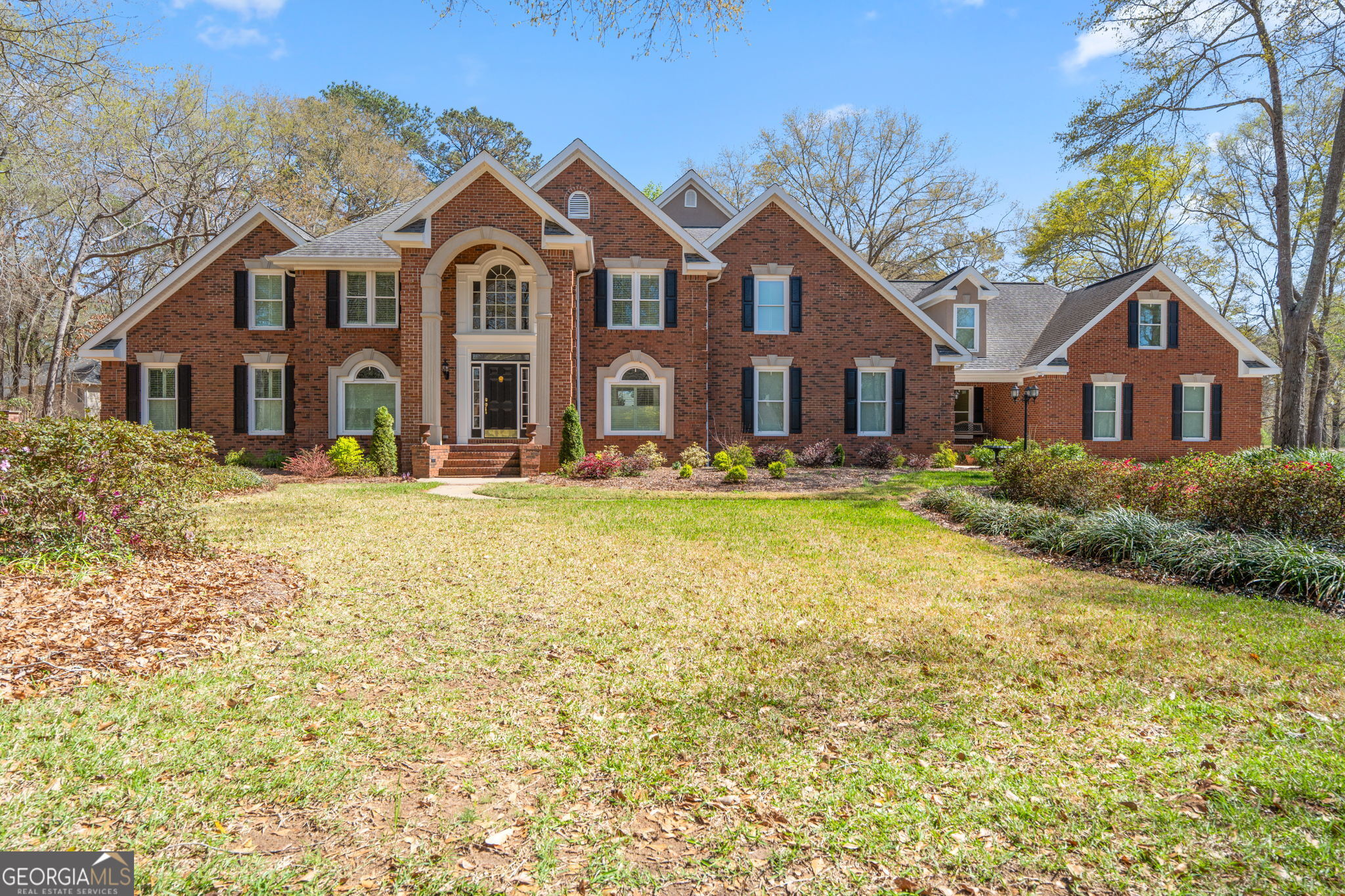 109 Crest Pte — photo