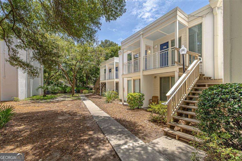 1175 N Beachview Dr 234 — photo