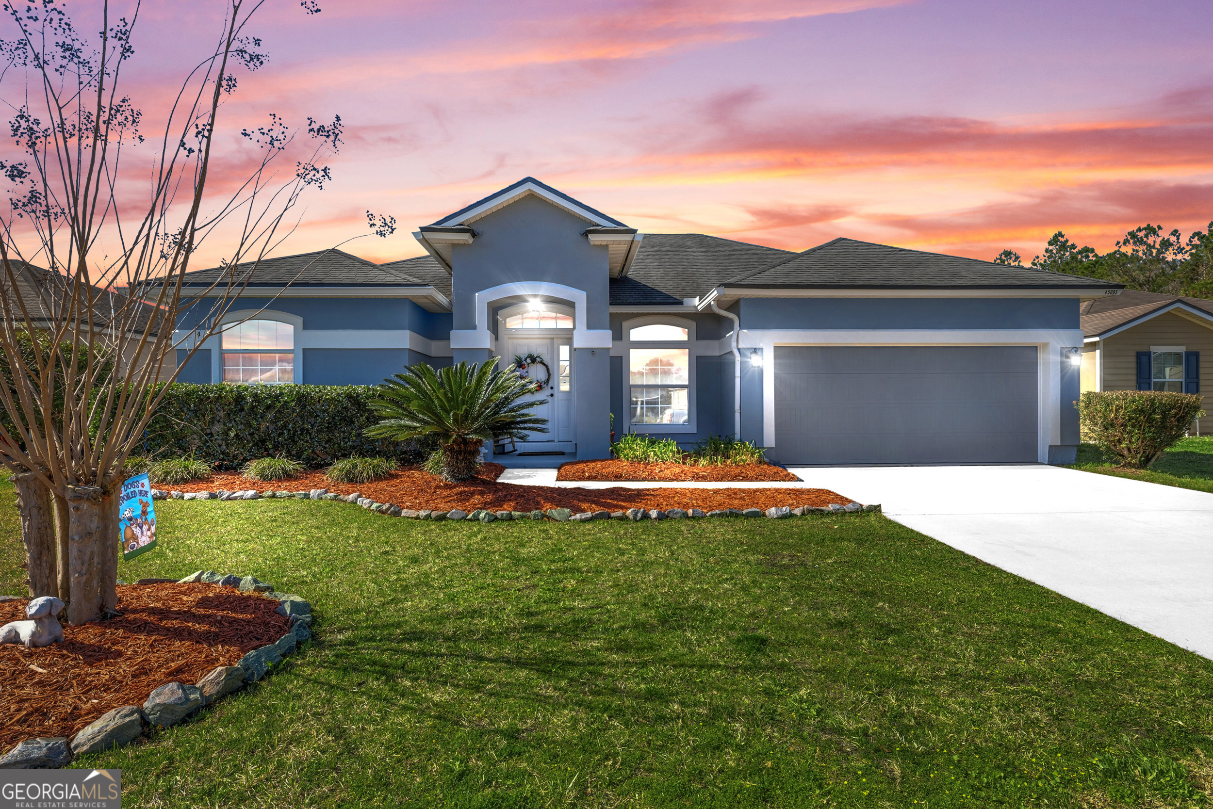 45095 Dutton Way — photo