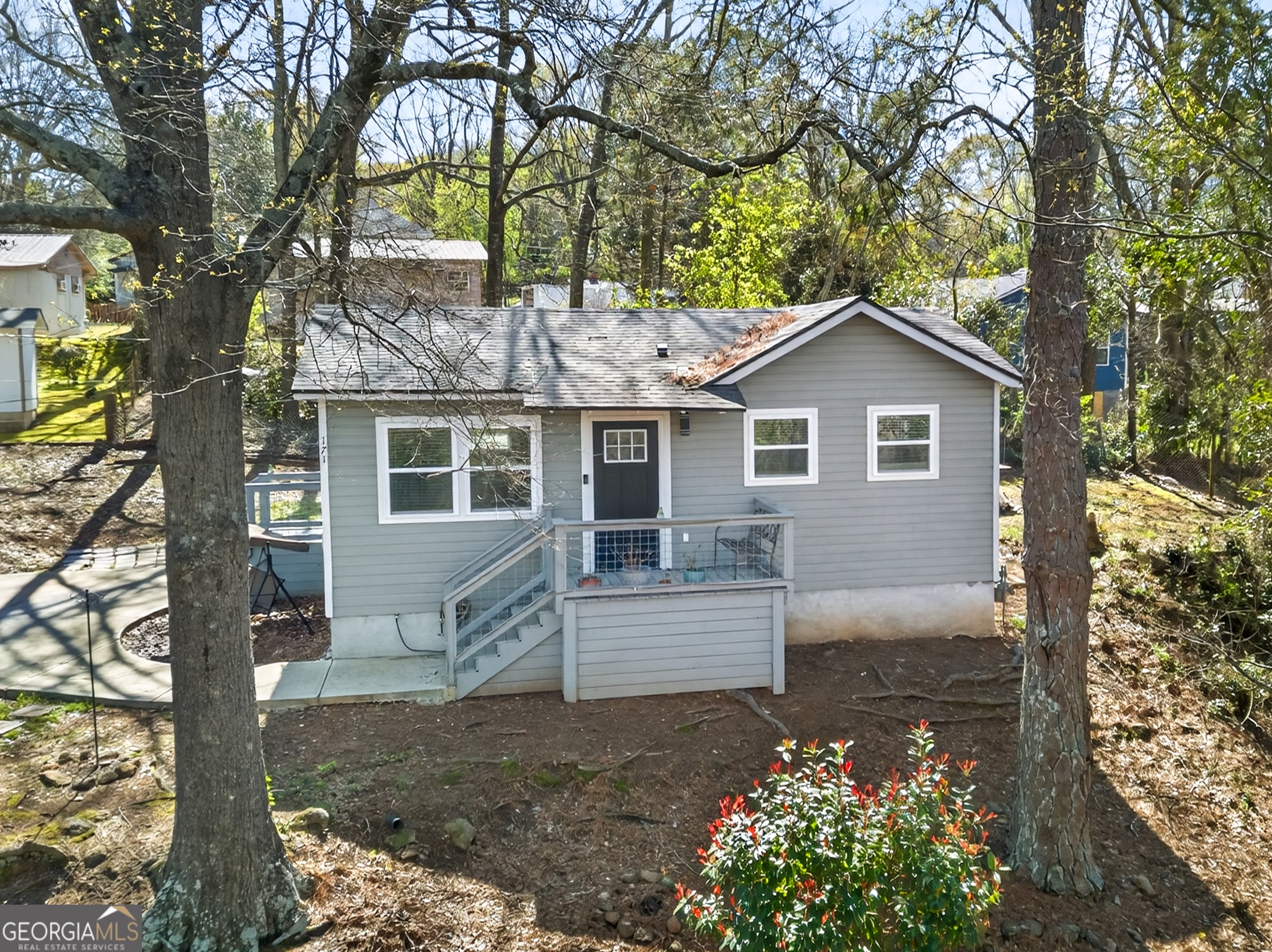 171 W Carver Dr — photo