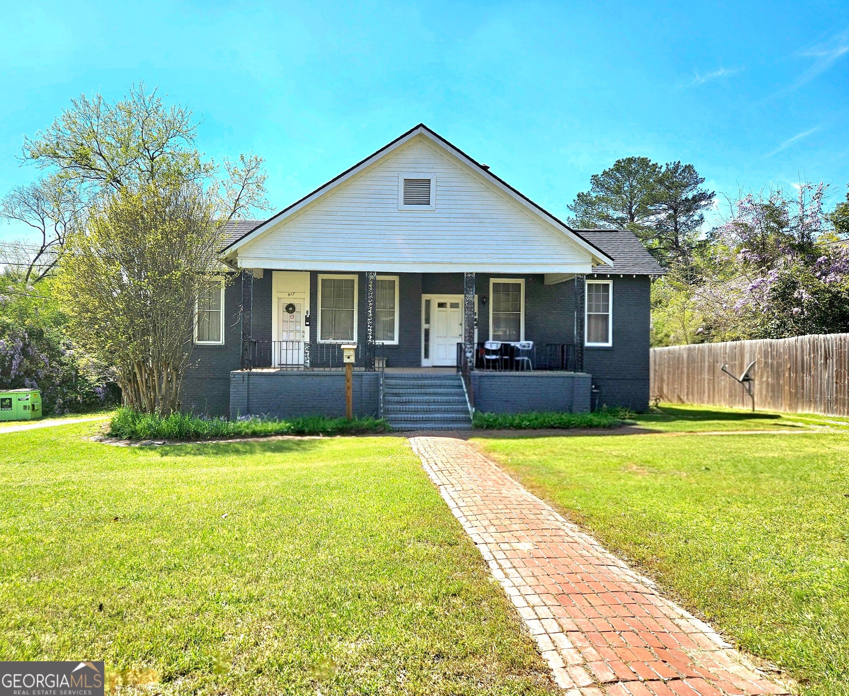 917 Oakview Ave 1, 2, 5, 6, a, B, C, D, E — photo