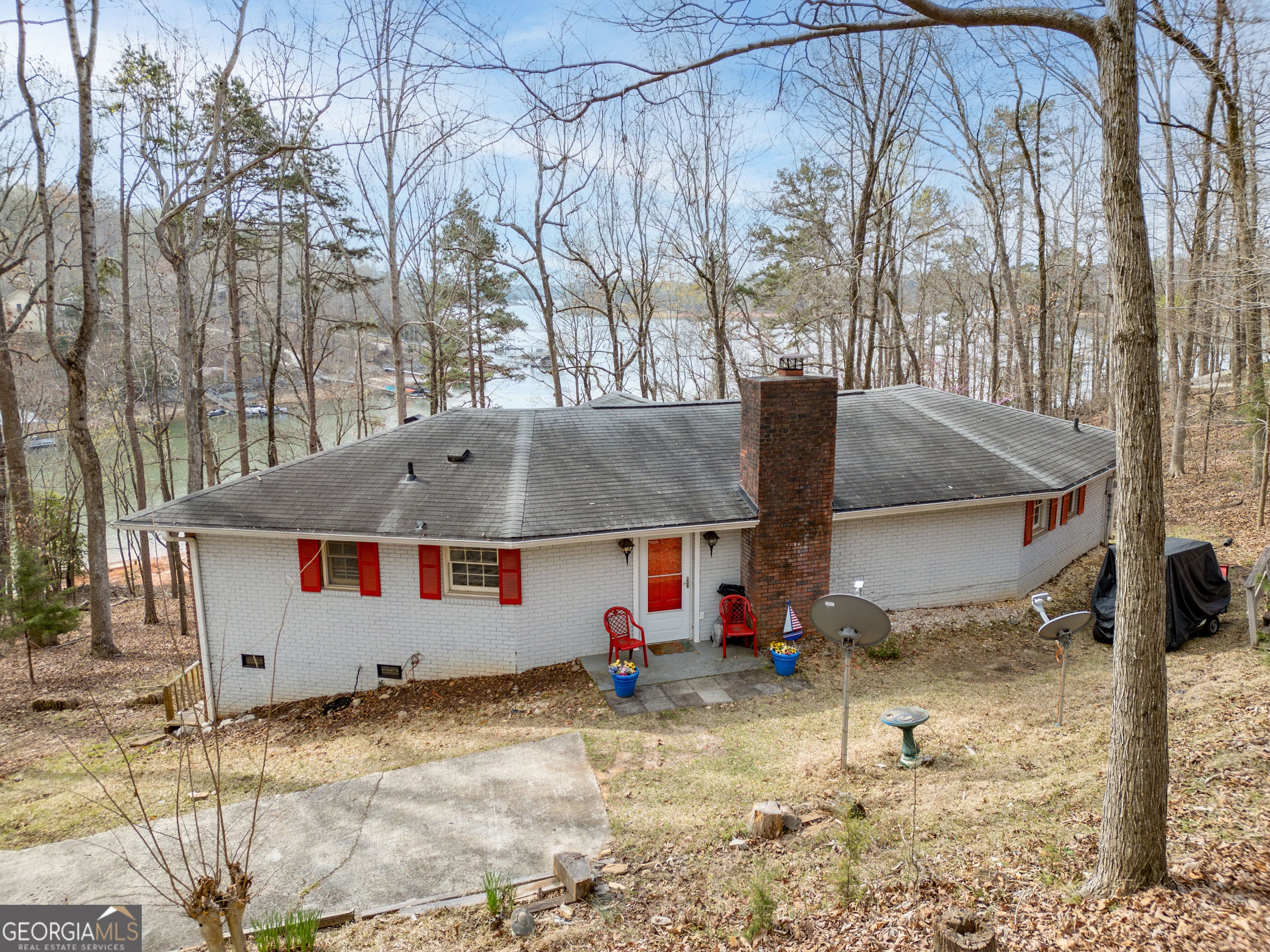 109 Indian Ct — photo