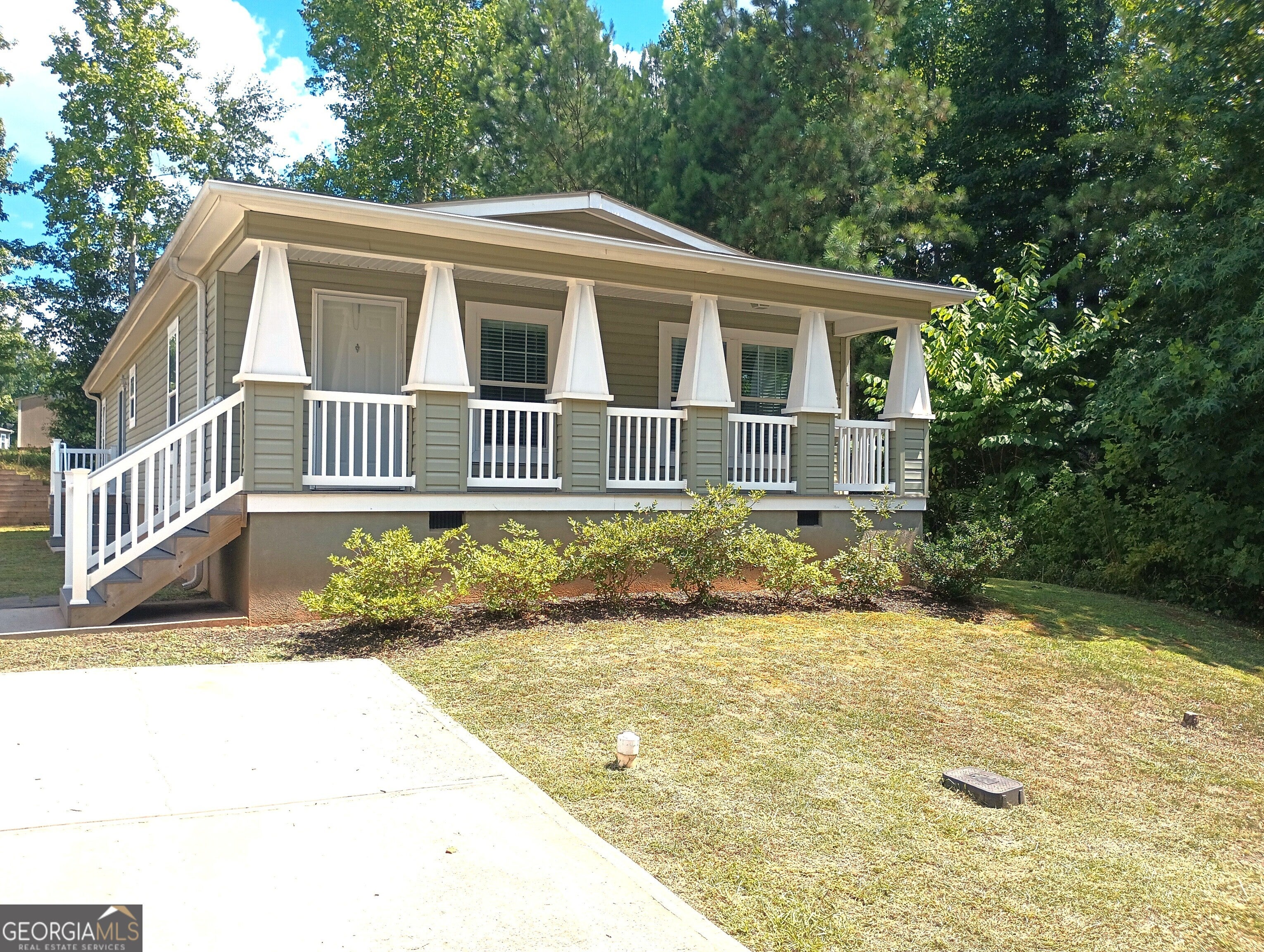 105 Bob White Ln — photo
