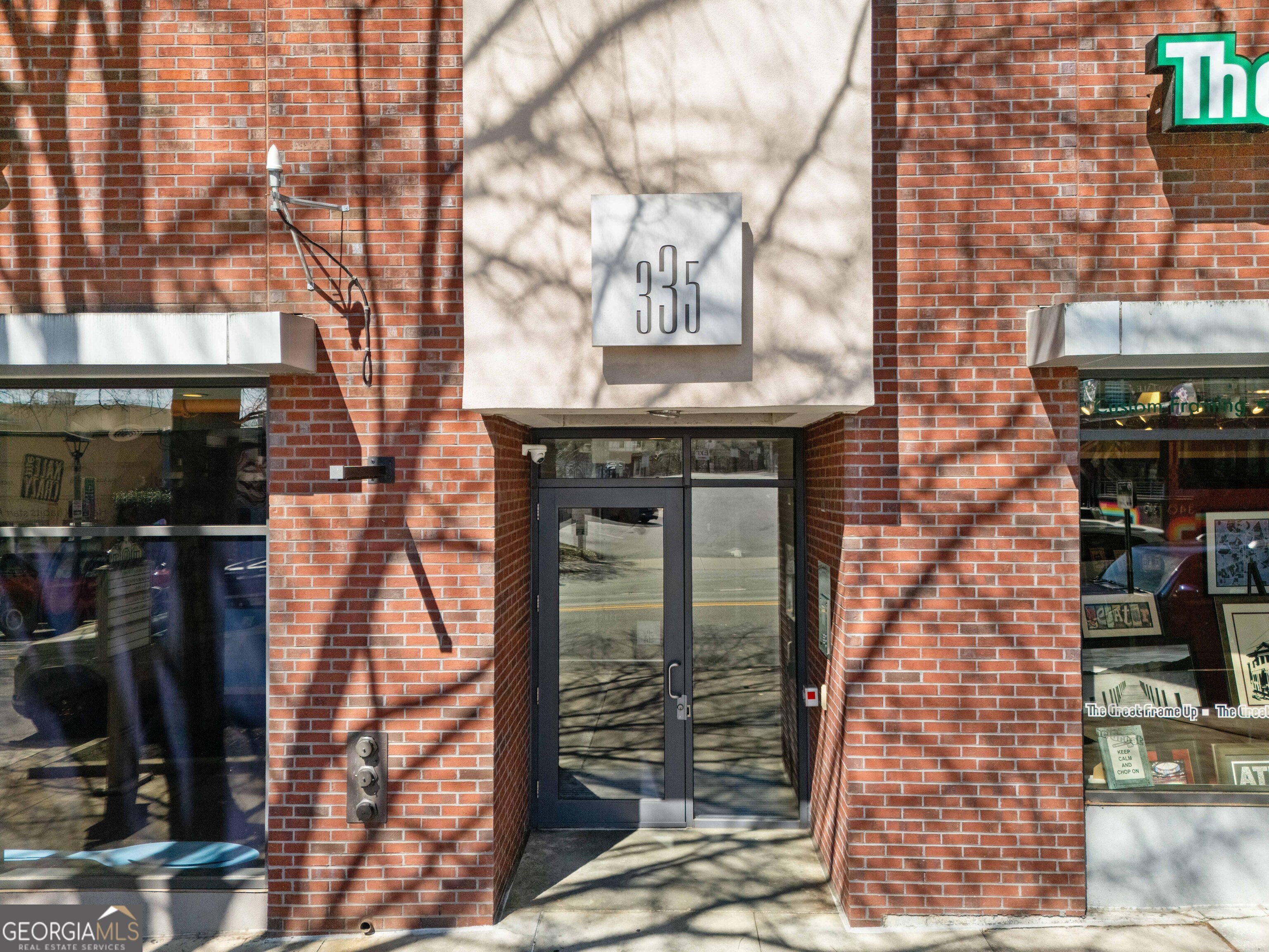 335 West Ponce De Leon Ave 404 — photo
