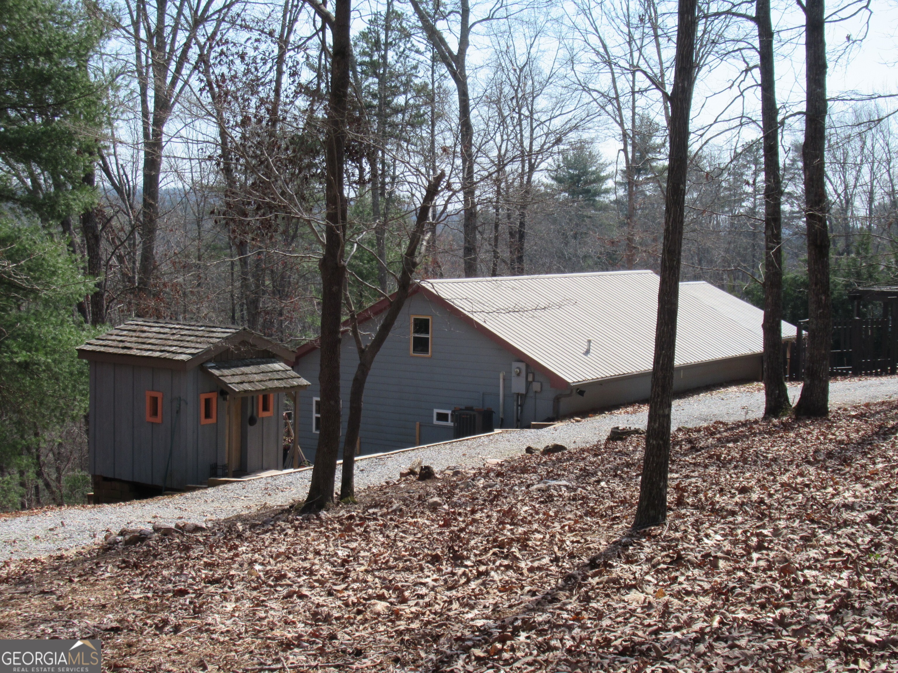 378 Laurel Cir — photo