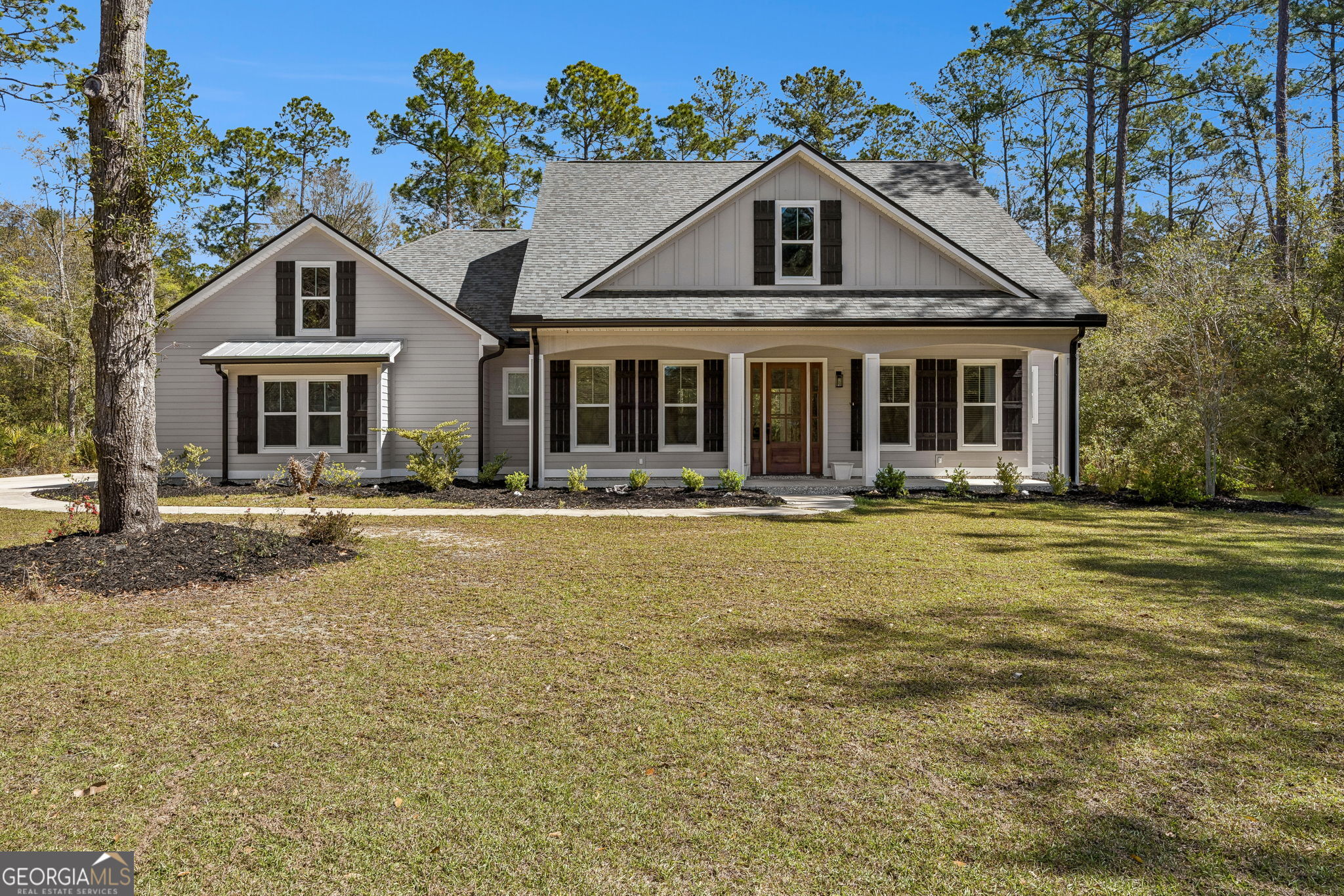 105 Sunset Dr — photo