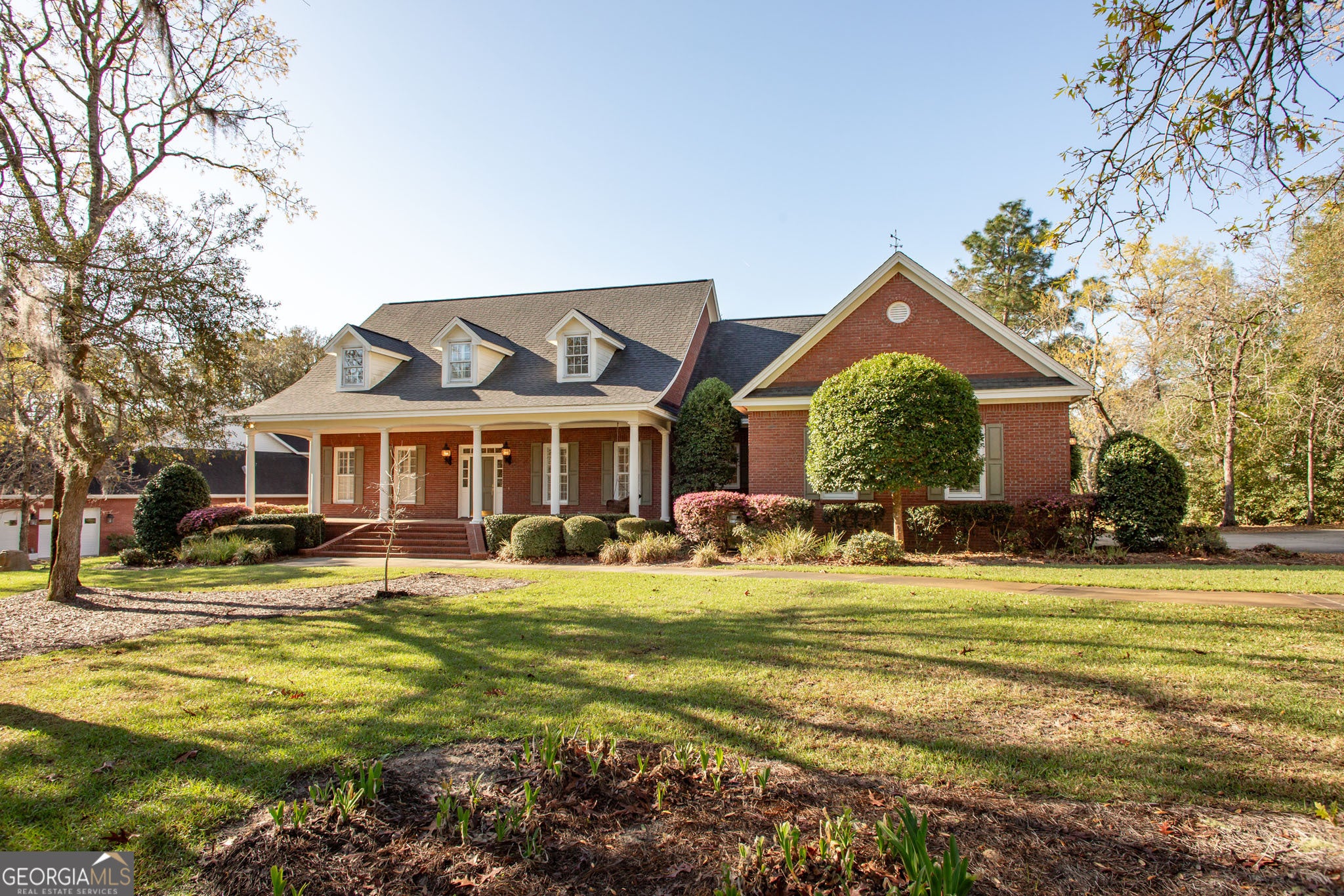 1473 N River Oaks Dr — photo