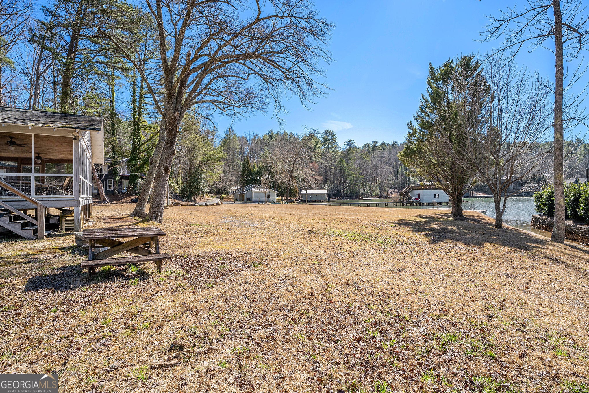 5622 Murray Cove Rd — photo