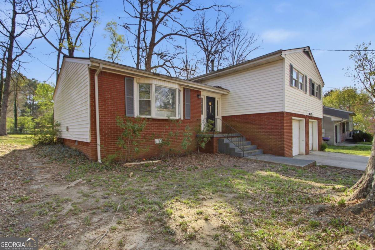 2459 Rockknoll Dr — photo