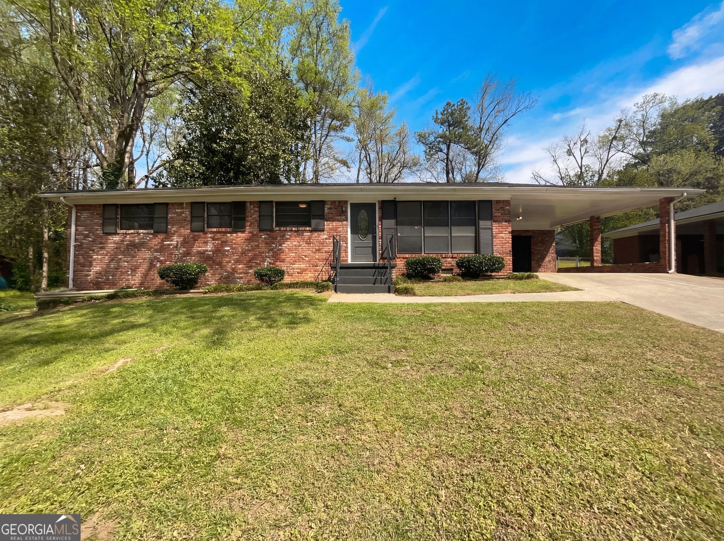 2855 Jerome Rd — photo