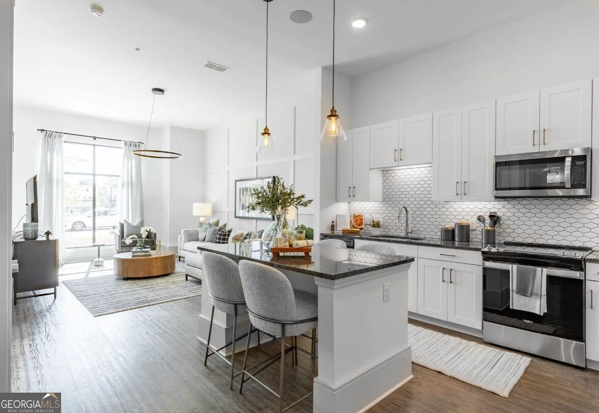4271 Woodward Mill Rd 4307 — photo