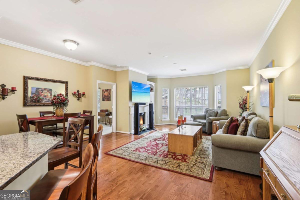 5641 Roswell Rd 217 — photo