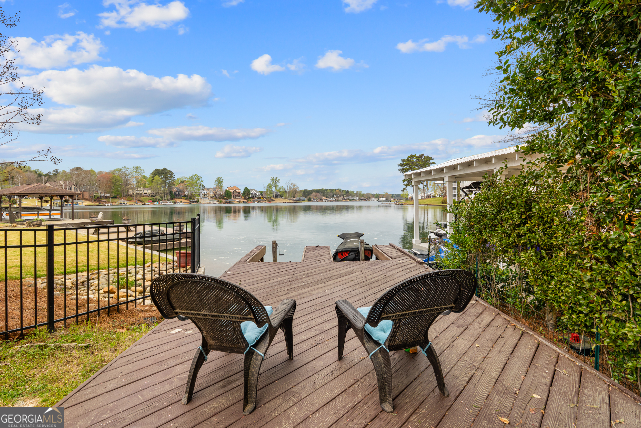 10119 Waterside Ct — photo