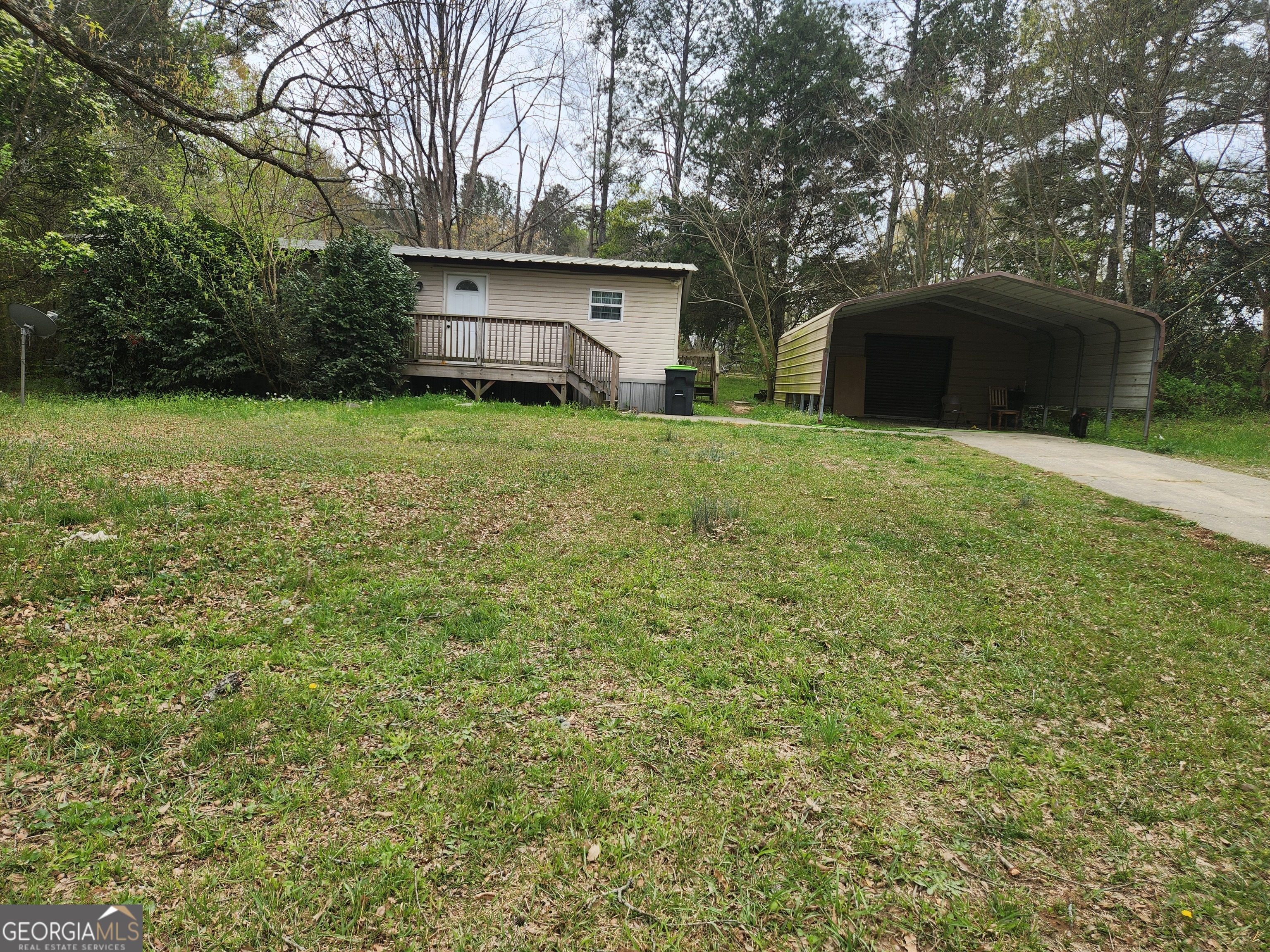 124 Covered Wagon Dr — photo