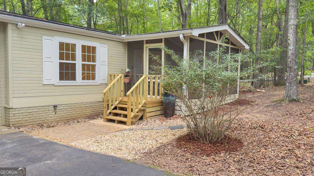 600 Lakeside Dr — photo