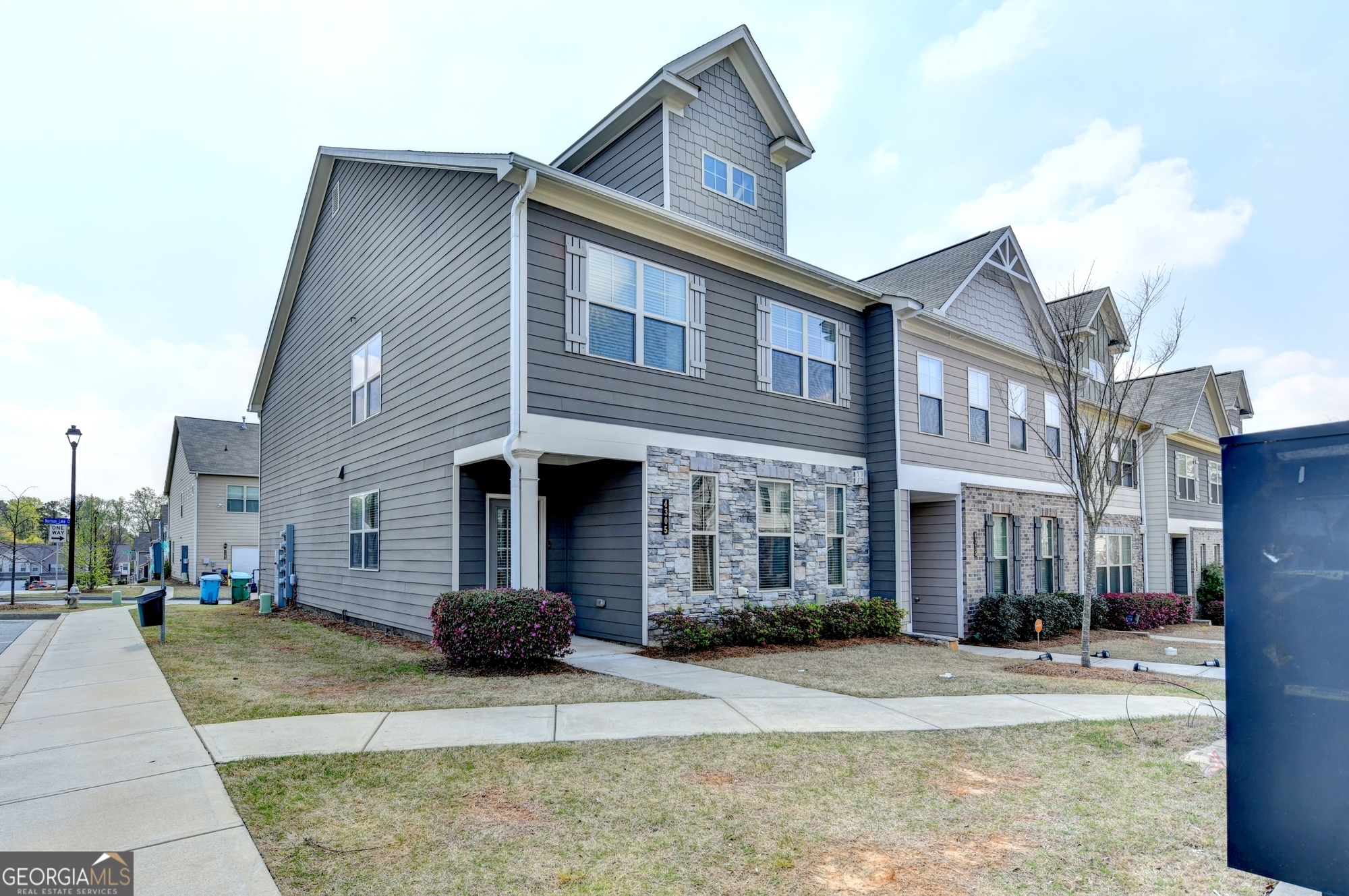 4305 Morrison Lake Ct — photo